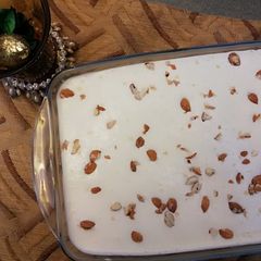 A picture of Khubani ka meetha.