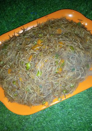 A picture of Soyayyar taliya me kayan lambu.