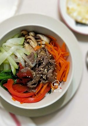 尹食堂韓式拌飯 的食譜成品照片
