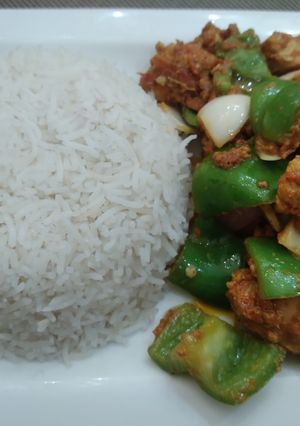 A picture of Shashlik & rice.