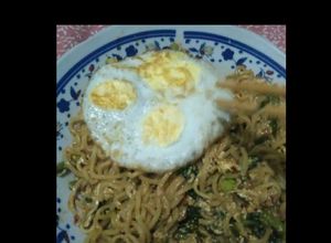 Foto resep Kreasi mie goreng bon cabe