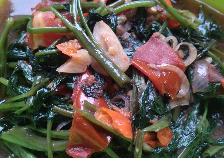 Tumis kangkung terasi