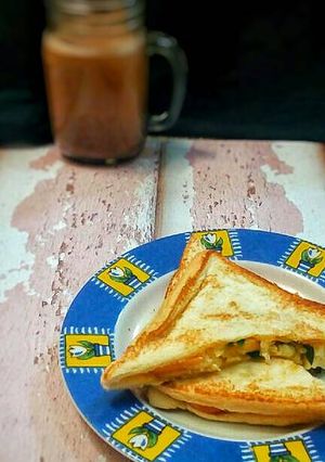 Foto resep Sandwich isi telur keju ala Rifana #sarapan day3