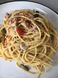 Super simple “spicy tuna aglio olio”