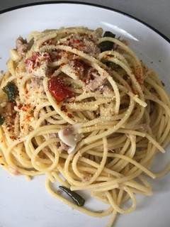 A picture of Super simple “spicy tuna aglio olio”.