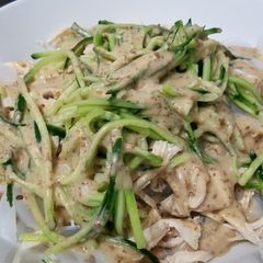 A picture of Cold Noodles & Shredded Chicken with Sesame Sauce 涼拌雞絲粉皮.