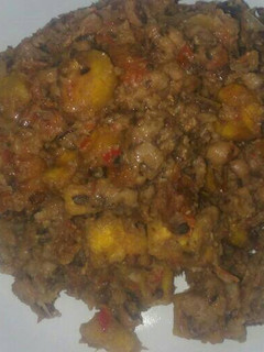 A picture of Fried beans with shrimps and plantain.