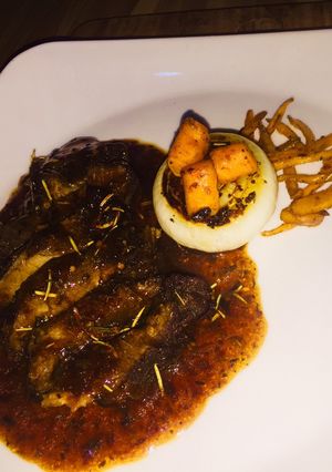 A picture of Pan grilled beef.