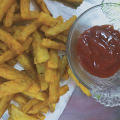 French fries A picture of French fries.