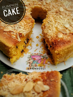 Foto resep 10. Pumpkin Cake with raisin and almond cheese-Bolu Labu Kuning