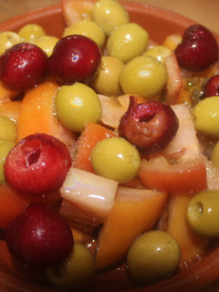 Una foto de Ensalada con cerezas deshuesadas