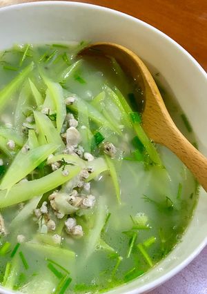 Hình của món Canh hến nấu bầu.