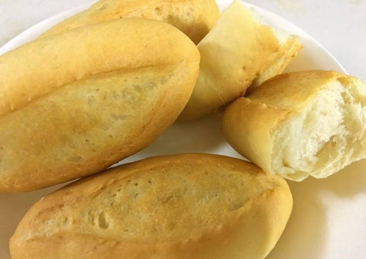 Cách Làm Món Bánh mì Việt Nam của Nguyễn Thu Hương - Cookpad