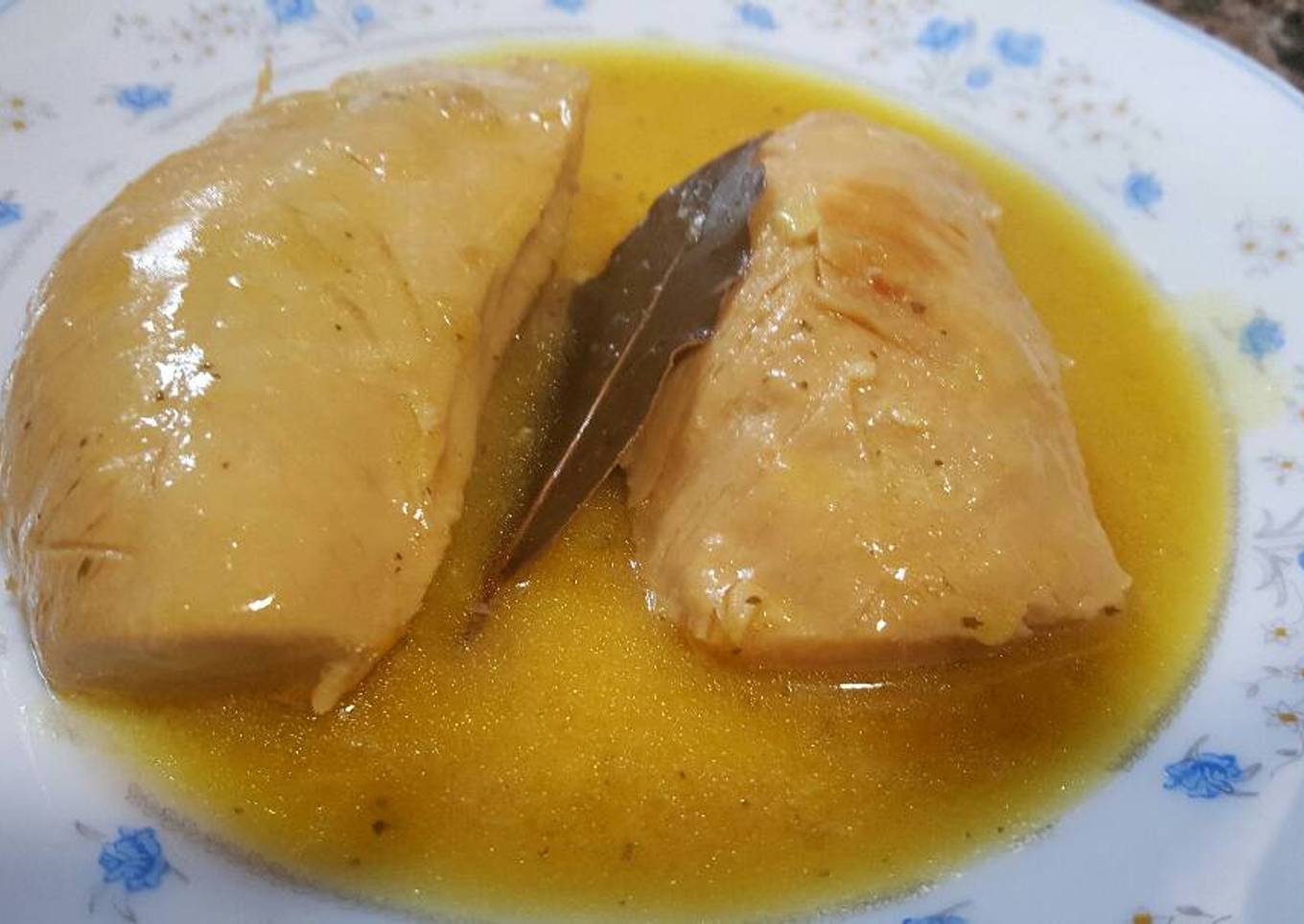 Pechugas de pollo encebolladas