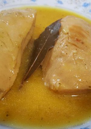 Una foto de Pechugas de pollo encebolladas
