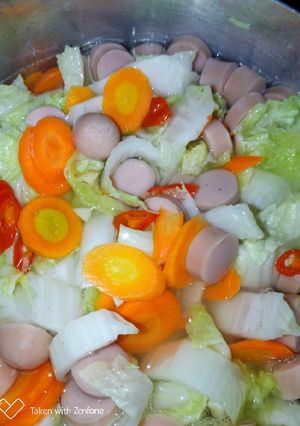 Foto resep Tumis sawi putih, wortel🥕dan sosis ayam...🌿🌿
