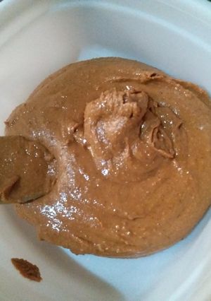 A picture of Home made peanut butter #fiveingredients.