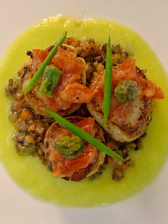 A picture of Pan seared jumbo scallops with brown mushrooms and asparagus purée.