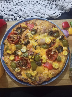વેજ પેન પીઝા (Veg Pan Pizza Recipe In Gujarati) રેસીપી મુખ્ય ફોટો