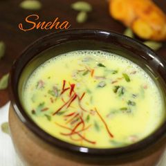 A picture of Turmeric Saffron Latte(Haldi kesar Doodh).
