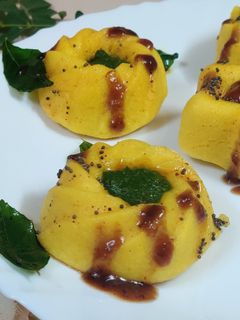 फ्लॉवर ढोकला (Flower Dhokla recipe in Hindi) रेसिपी मुख्य फोटो