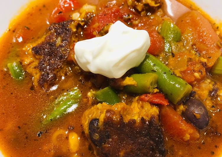 Chipotle Black Bean Burger Soup š„£