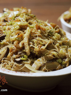 【年菜】小媳婦聰明快炒米粉 的食譜成品照片
