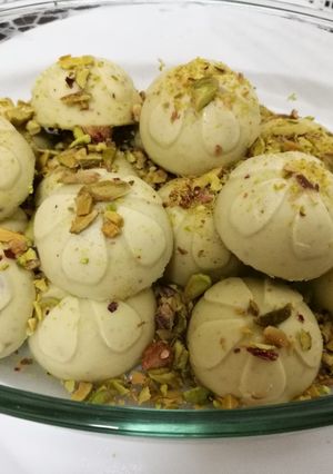 A picture of Pistachio's kulfi.
