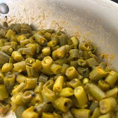 A picture of Green Bean Stir Fry with Insect Powder.