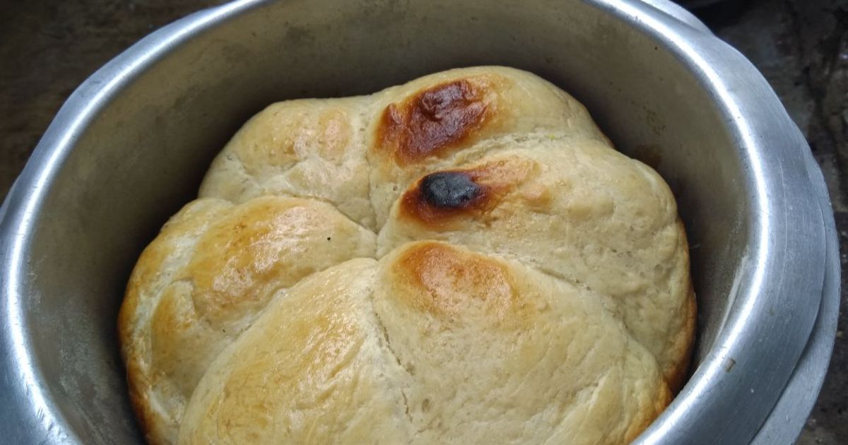 Bread Using A Jiko Recipe by Mary Ademba - Cookpad