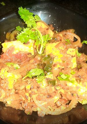 कढ़ाई पनीर (Kadhai Paneer Recipe in Hindi) रेसिपी मुख्य फोटो