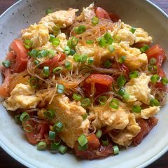 A picture of Stir-fried Tomatoes, Egg & Harusame.