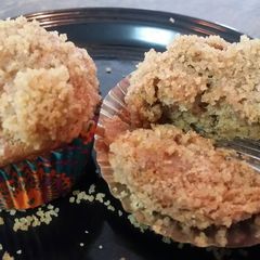 Delish~Crunchy Crumble Banana Sour Cream Muffins A picture of Delish~Crunchy Crumble Banana Sour Cream Muffins.