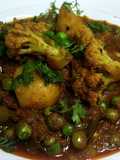 Aloo Gobi Matar (Potato, Cauliflower, and Pea Curry)