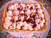 Una foto de tarta fría de bananas
