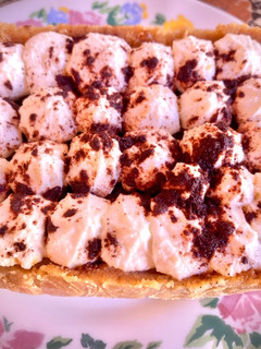 Una foto de Tarta de galleta, plátano y dulce de leche “sin horno”