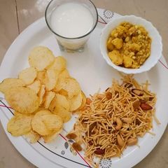 A picture of Fasting lunch plate.