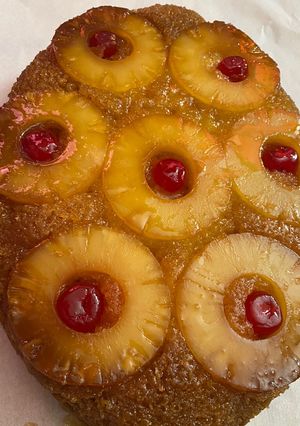 A picture of Crockpot pineapple upside down cake.