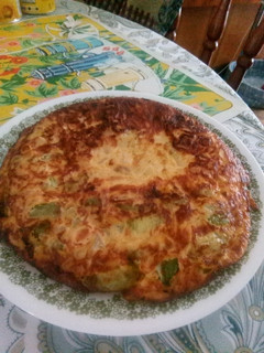 Una foto de Tortilla de zapallitos y cebolla