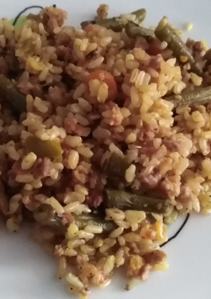 Una foto de Paella vegana con arroz integral