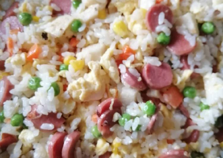 How to Make Super Quick Homemade Fried Rice Overload