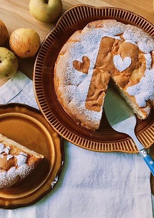 Hình của món 💚 Bánh Táo Kiểu Nga Cổ Điển - Sharlotka Apple Cake.