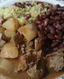 Hígados y mollejas con papas