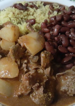 Una foto de Hígados y mollejas con papas