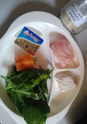 Foto resep Bubur tengiri bayam wortel..Mpasi Athaya 8+