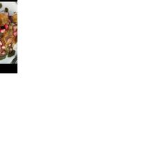 A picture of Dahi bhalla.
