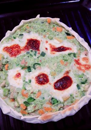 Una foto de Tarta de pollo con brócoli