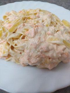 Foto principal de Pasta con salsa de salmón con nata