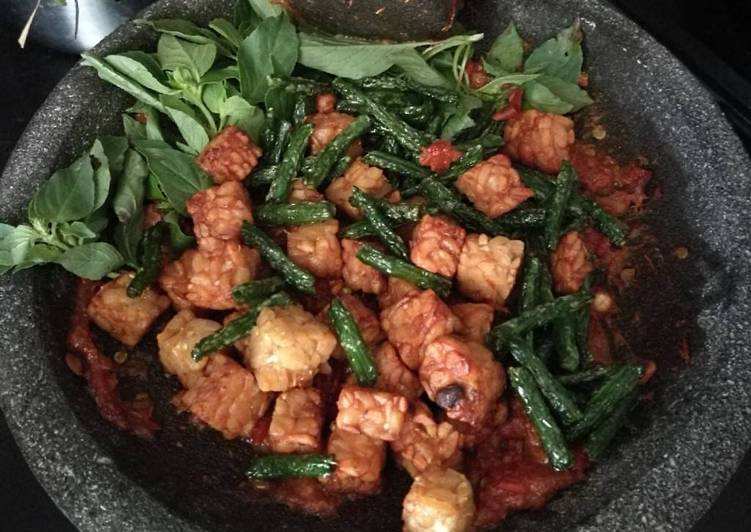 Penyet Tempe & Kacang Panjang