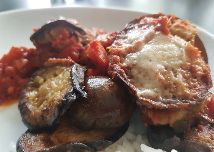 A révélé le secret de la recette Aubergines à la parmesane Délicieux garanti